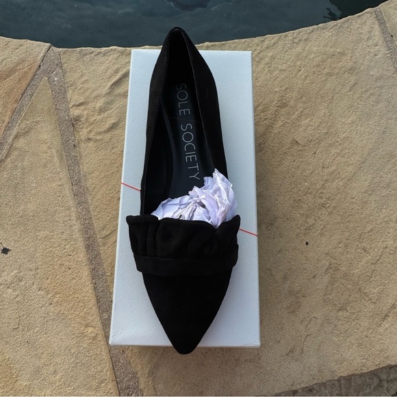 Sole Society SO-Kamber Black Suede Flats with Ruffle Detail size 9 - Picture 6 of 13